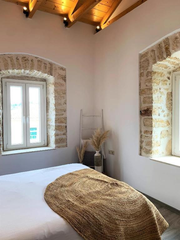 Mangata Suites Homes With Private Pools Spartokhórion Zewnętrze zdjęcie